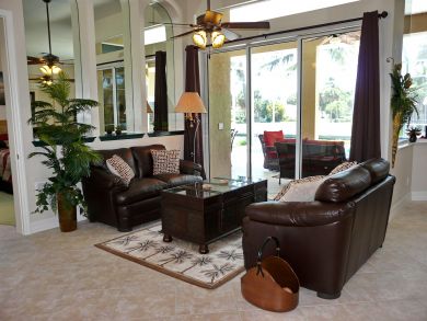 Marco Island Vacation Home Sleeps Eight Guests. Marco Island Vacation Home Sleeps Eight Guests.