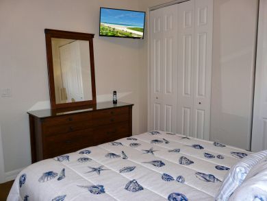 Marco Island Vacation Home Sleeps Eight Guests. Marco Island Vacation Home Sleeps Eight Guests.