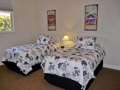 Marco Island Vacation Home Sleeps Eight Guests. Marco Island Vacation Home Sleeps Eight Guests.