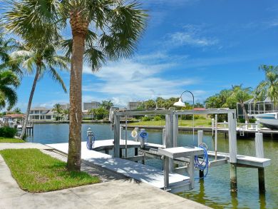 Marco Island Vacation Home Sleeps Eight Guests. Marco Island Vacation Home Sleeps Eight Guests.