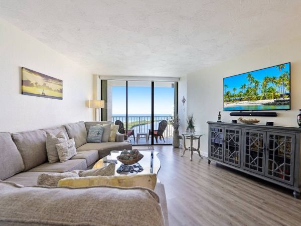Marco Island Gulf Front Two Bedroom Vacation Condo Rentals
