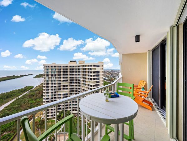 Marco Island Gulf Front Two Bedroom Vacation Condo Rentals