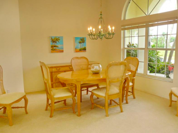 Three Bedroom, 2.5 Bathroom House in Marco Island