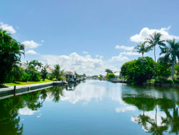 Three Bedroom, 2.5 Bathroom House in Marco Island