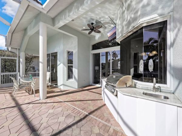 Marco Island Luxury Vacation Home Sleeps Ten Guests.