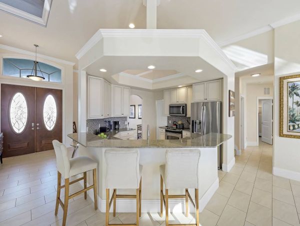 Marco Island Luxury Vacation Home Sleeps Ten Guests.