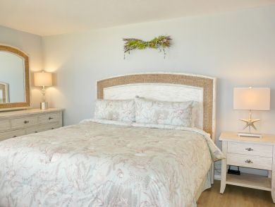 Marco Island Condo 910273