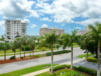 Marco Island Condo 910275