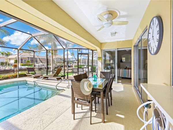NEW ARRIVAL Marco Island Vacation Home Call Today