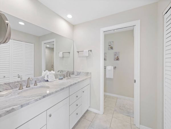 NEW ARRIVAL Marco Island Vacation Home Call Today