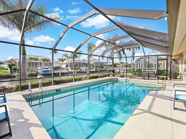 NEW ARRIVAL Marco Island Vacation Home Call Today