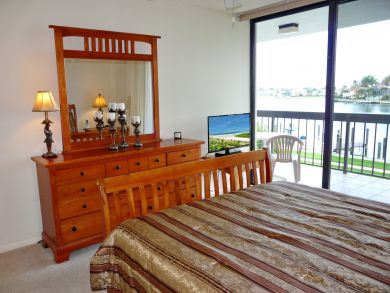 Marco Island Condo 910278 Marco Island Condo 910278