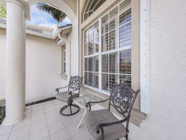 Marco Island Home Away from Home with Bay View