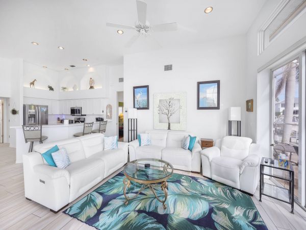 Marco Island Home Away from Home with Bay View