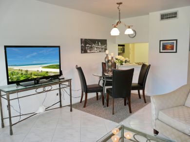 Marco Island Condo 910284