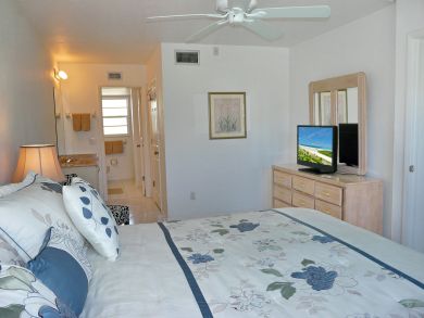 Marco Island Condo 910284