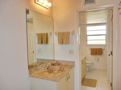 Marco Island Condo 910284