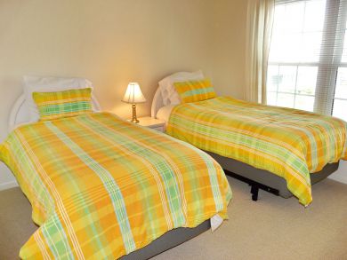 Marco Island Condo 910286