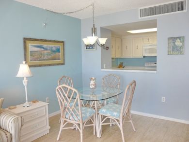 Marco Island Condo 910290