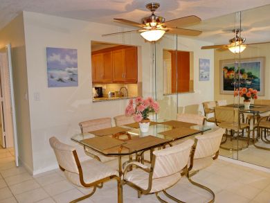 Marco Island Condo 910295