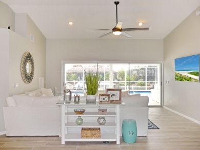 Marco Island Home 910296