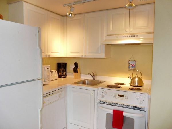 Short Walk to Beach Marco Island Vacation One Bedroom Condo