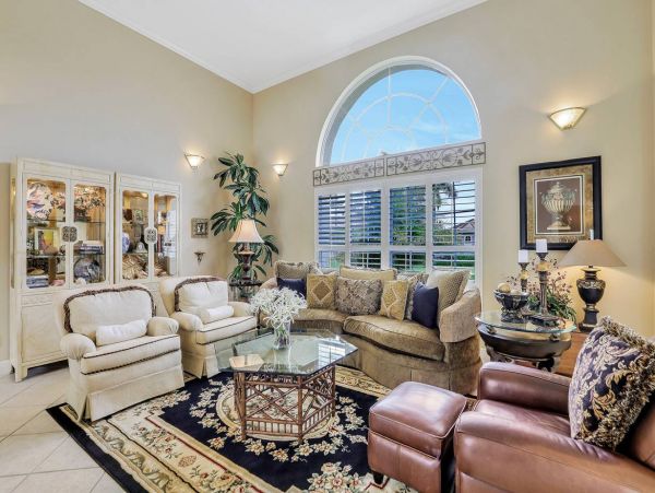 Marco Island Luxury Vacation Rental Home Sleeps 6 Canal View