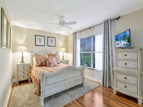 Marco Island Luxury Vacation Rental Home Sleeps 6 Canal View