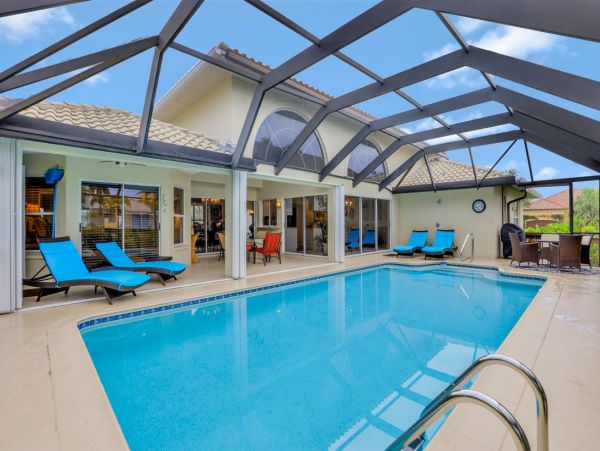Marco Island Luxury Vacation Rental Home Sleeps 6 Canal View