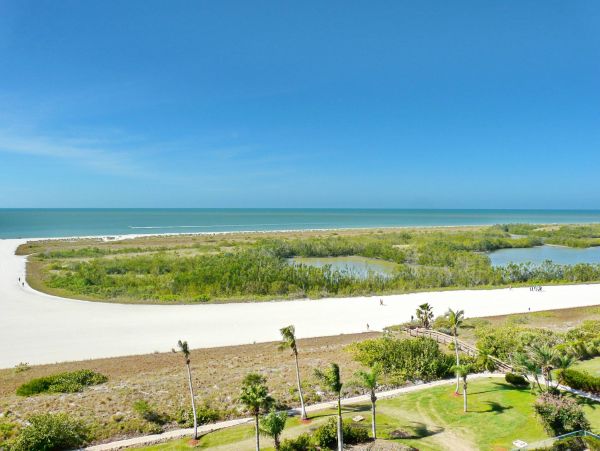 Full Ocean View from this Lovely 2 Bedroom Vacation Condo