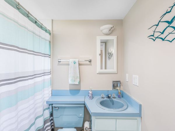 Marco Island Vacation Rental - Luxury 2-Bedroom Beach House with Pool & Golf Views