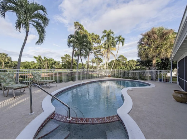 Marco Island Vacation Rental - Luxury 2-Bedroom Beach House with Pool & Golf Views