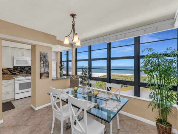 Marco Island Beachfront Condo Rental - Gulf View Vacation Rental Marco Island