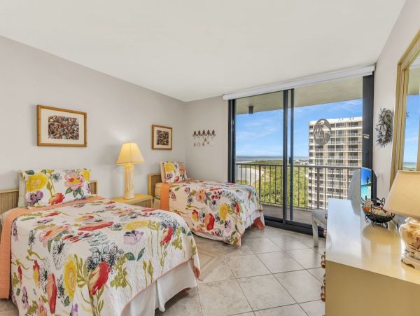 Marco Island Beachfront Condo Rental - Gulf View Vacation Rental Marco Island