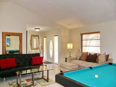 Marco Island Luxury at Its Best Walk to Dining.