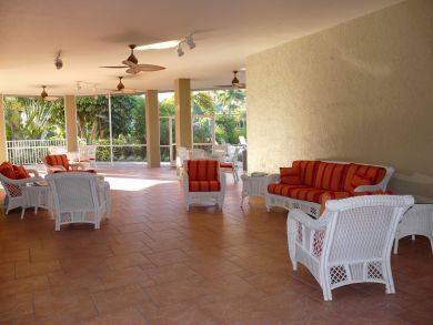 Marco Island Condo 910322