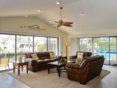 Marco Island 4 Bedroom Waterfront Vacation Home Sleeps 10