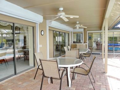 Marco Island 4 Bedroom Waterfront Vacation Home Sleeps 10