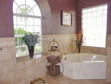 Marco Island Home 910329