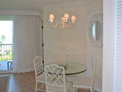 Naples Condo 910361 Naples Condo 910361