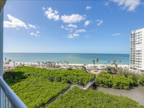 Gulf View Two Bedroom Vacation Condo with Private Beach in Naples