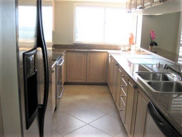 Naples Vacation Condo Sleeps Six Guests Gulf Views