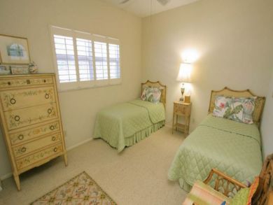 Second Bedroom has Two Twin Beds