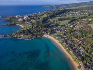 Maui Vacation Rental Right on the beach Pacific Views