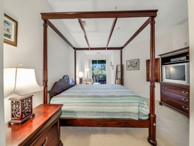 Naples Home 910754