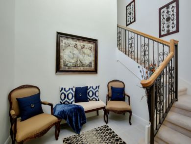 Naples Home 910755