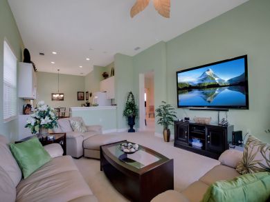 Naples Home 910755