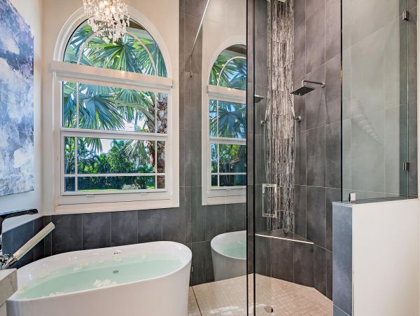 Marco Island Vacation Rental - Waterfront Villa with Pool & Dock