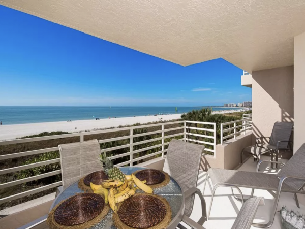 Marco Island Vacation Rental 2 Bedroom Sleeps 5 Guests
