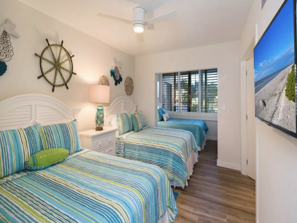 Marco Island Vacation Rental 2 Bedroom Sleeps 5 Guests